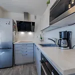 Les Cabestans 1-2-3-5 By Interhome شقة *